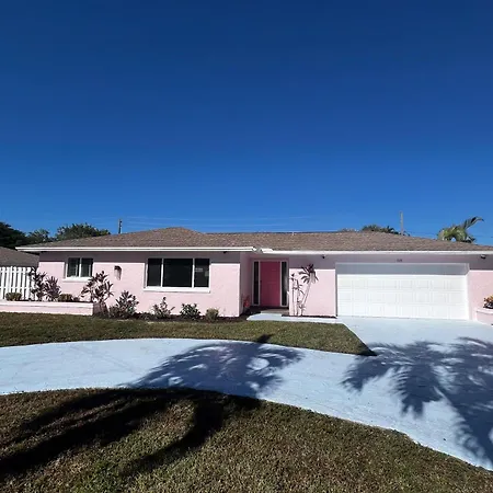 Villa Pink Flamingo